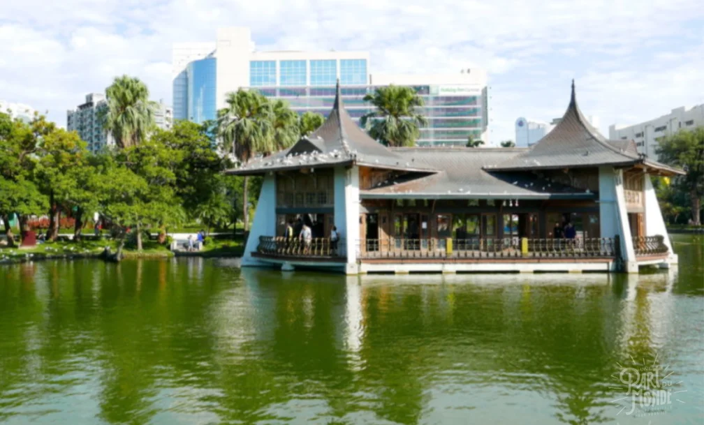 taichung lake park